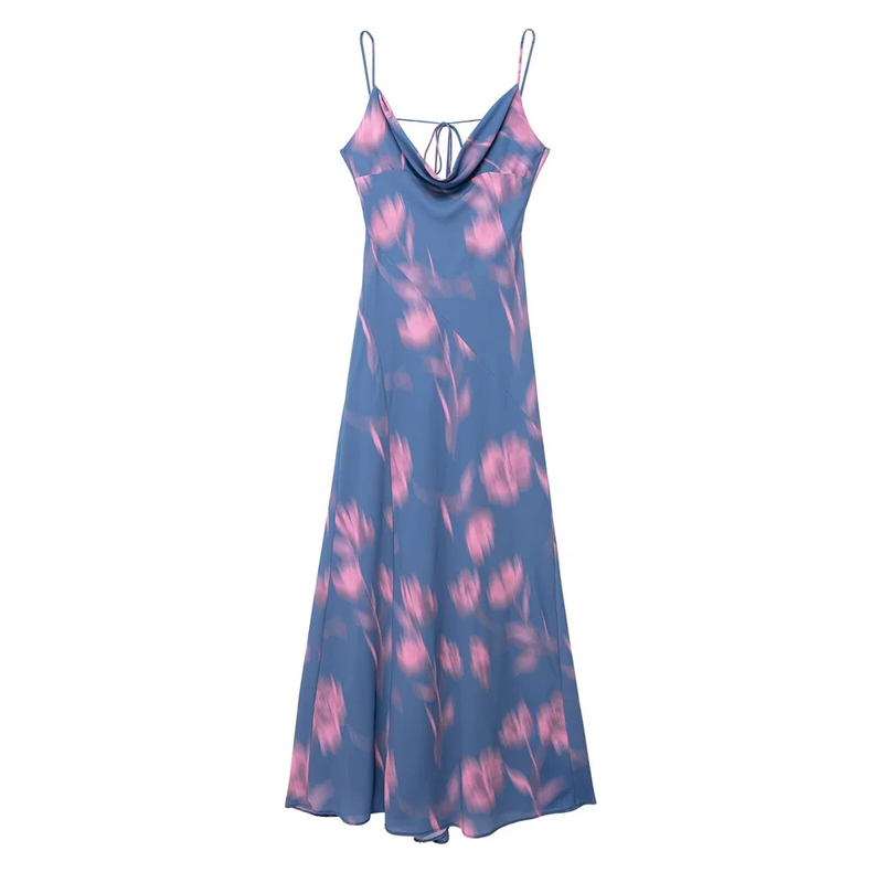 Beautifully Finished Garment in a Timeless Design
