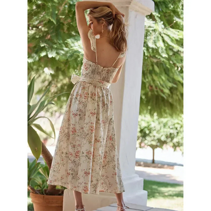 Well Tailored Garment with a Graceful Silhouette