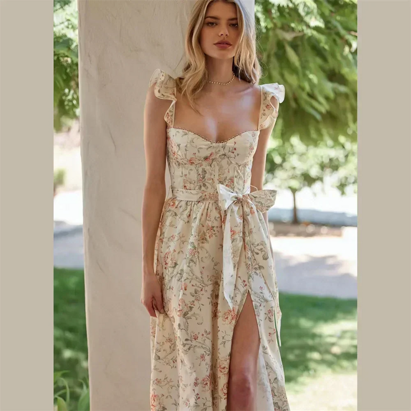 Well Tailored Garment with a Graceful Silhouette