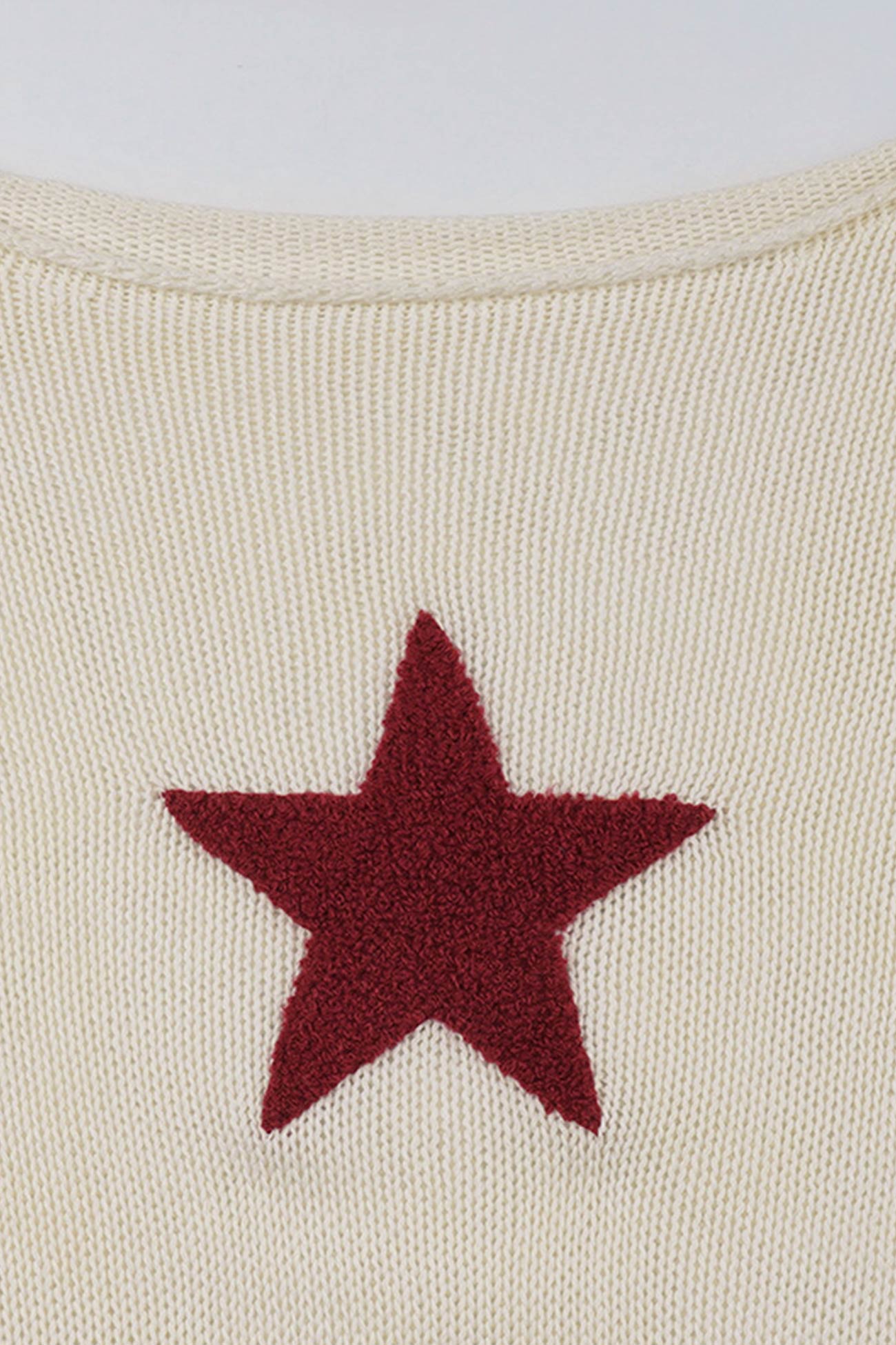 Effortlessly Elegant Sweater with a Timeless Design