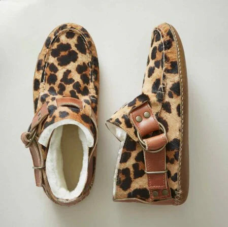 Graceful Orthopedic Boots for Modern Look