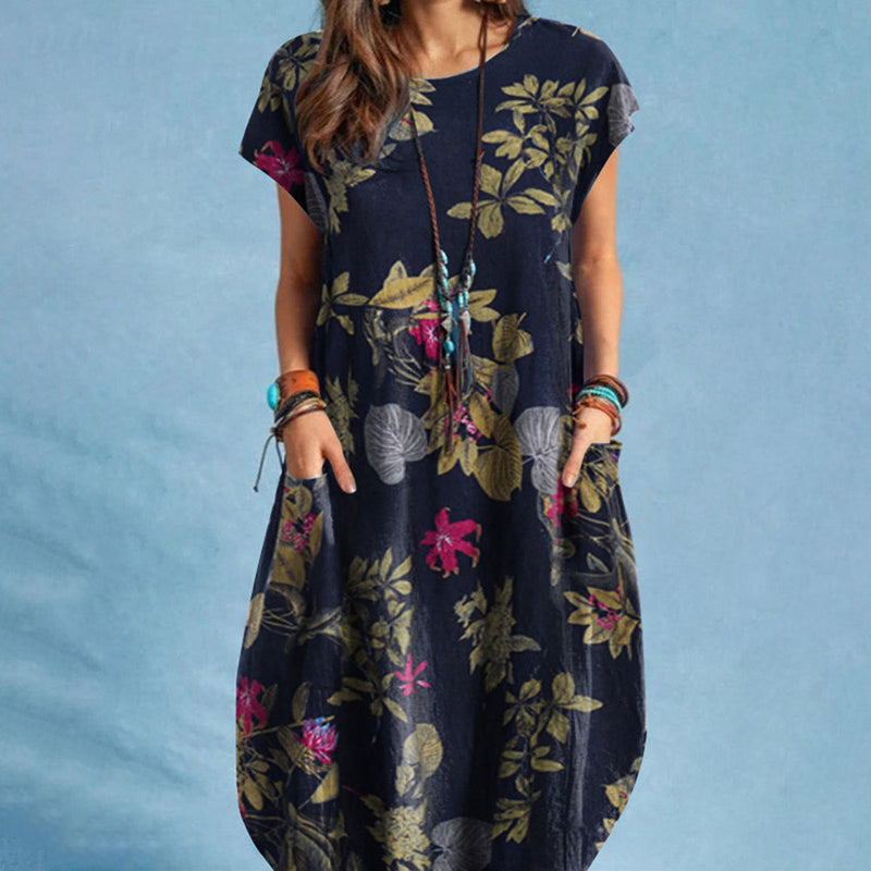 Classic Vintage & Enduringly Stylish Dress