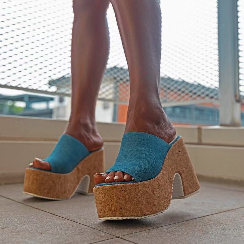 Classic Orthopedic Sneakers with Timeless Style