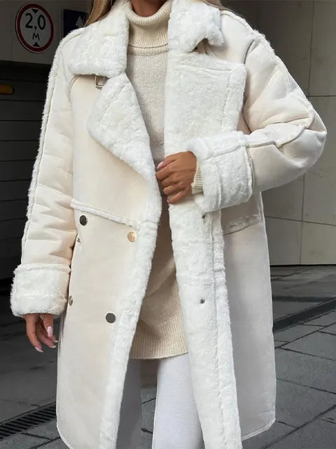 Sophisticated Coat with a Clean Classic Look