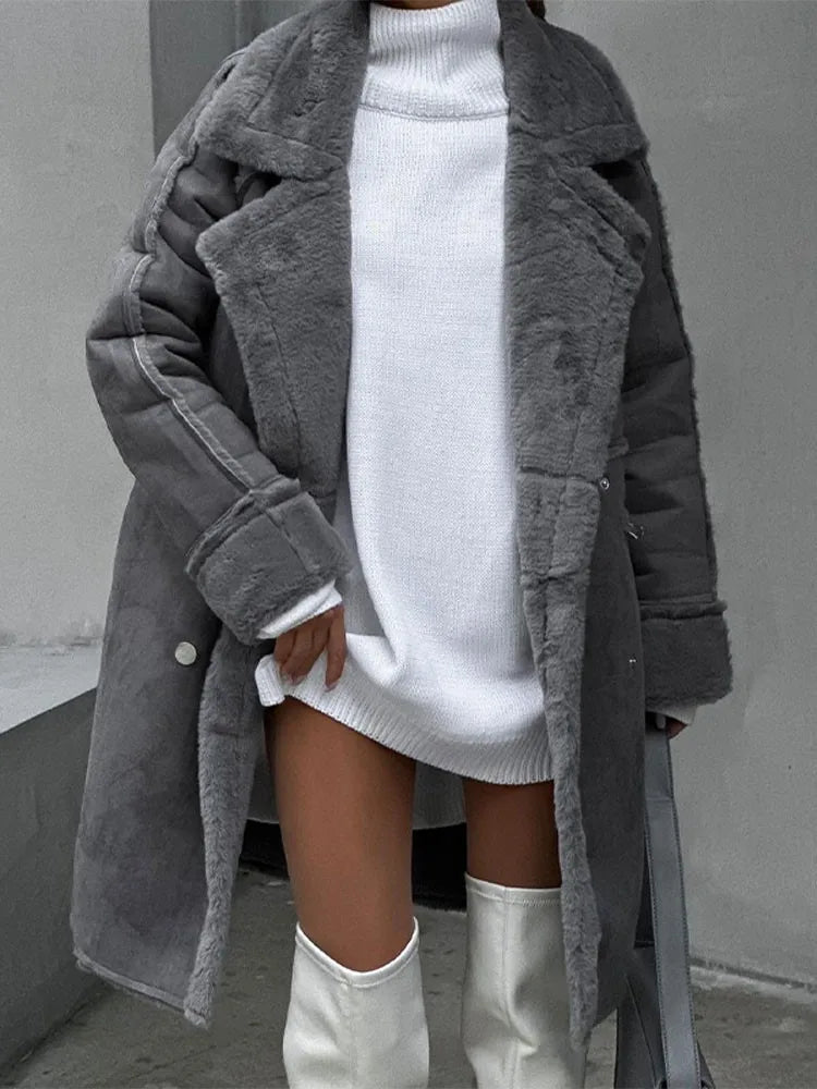 Sophisticated Coat with a Clean Classic Look