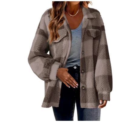 Effortlessly Elegant Jacket with a Timeless Design