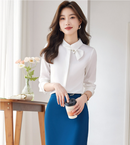 Beautifully Crafted Blouse in a Classic Style