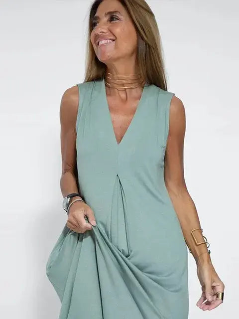 Beautifully Finished Cardigan in a Timeless Design