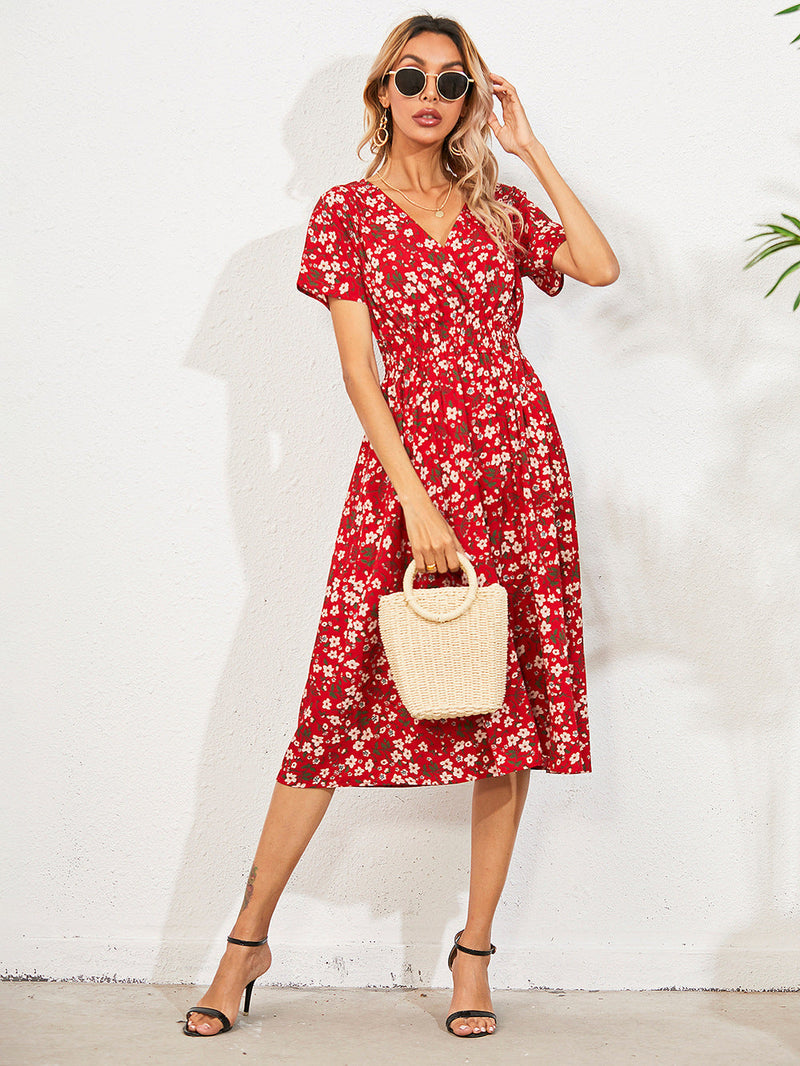 Classic Vintage Dress with a Flattering Fit