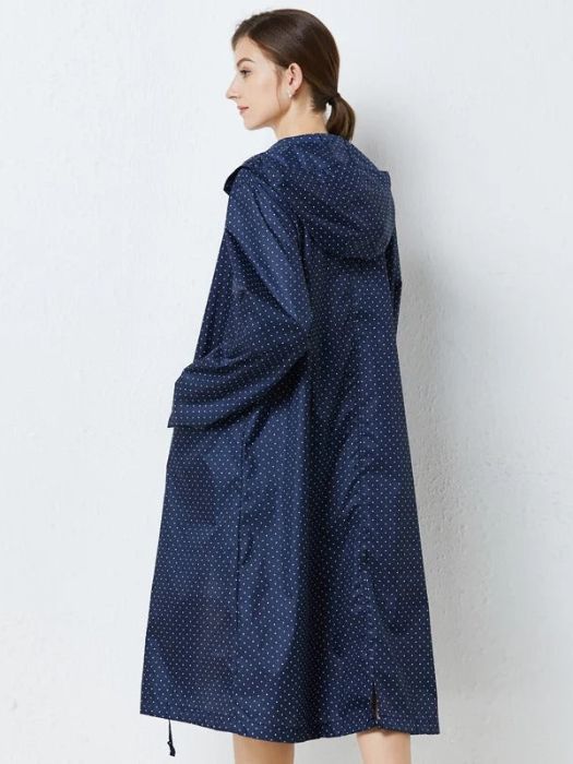 Effortlessly Elegant Garment with a Timeless Design
