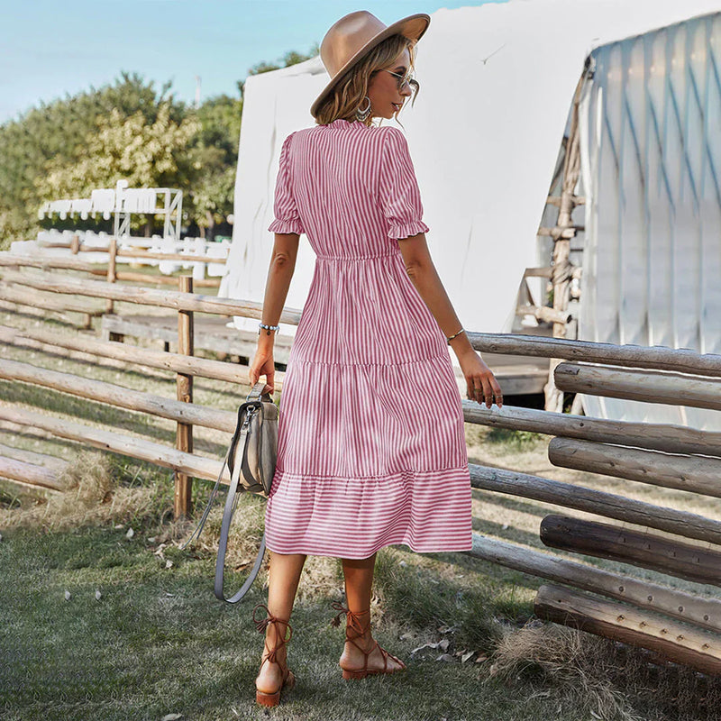Beautifully Finished Dress in a Timeless Design