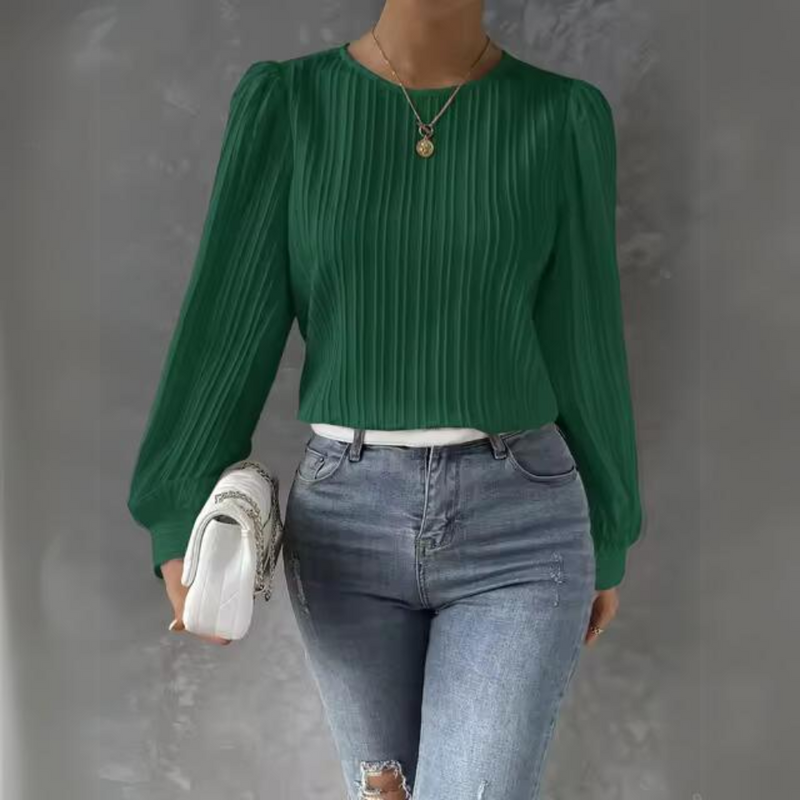 Beautifully Crafted Blouse in a Classic Style