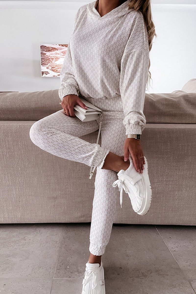 Sophisticated Garment with a Clean Classic Look