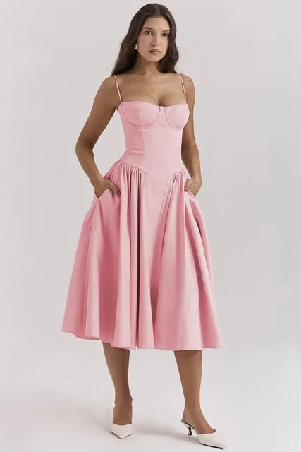 Effortlessly Elegant Dress with a Timeless Design
