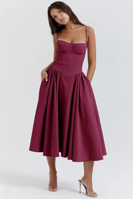 Effortlessly Elegant Dress with a Timeless Design