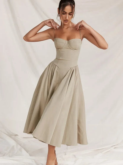 Effortlessly Elegant Dress with a Timeless Design