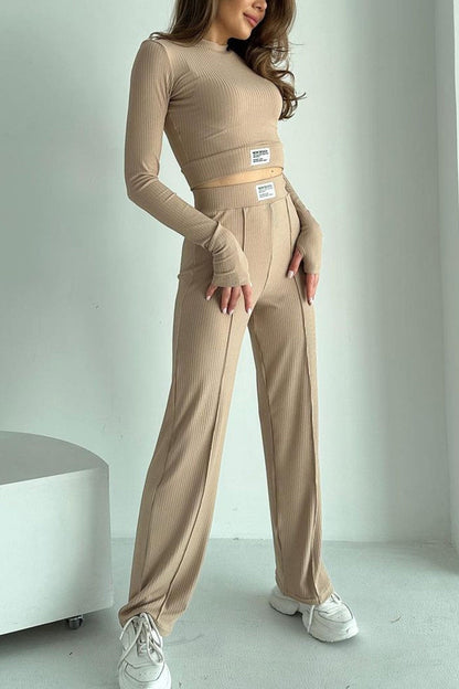 Beautifully Finished Pants in a Timeless Design