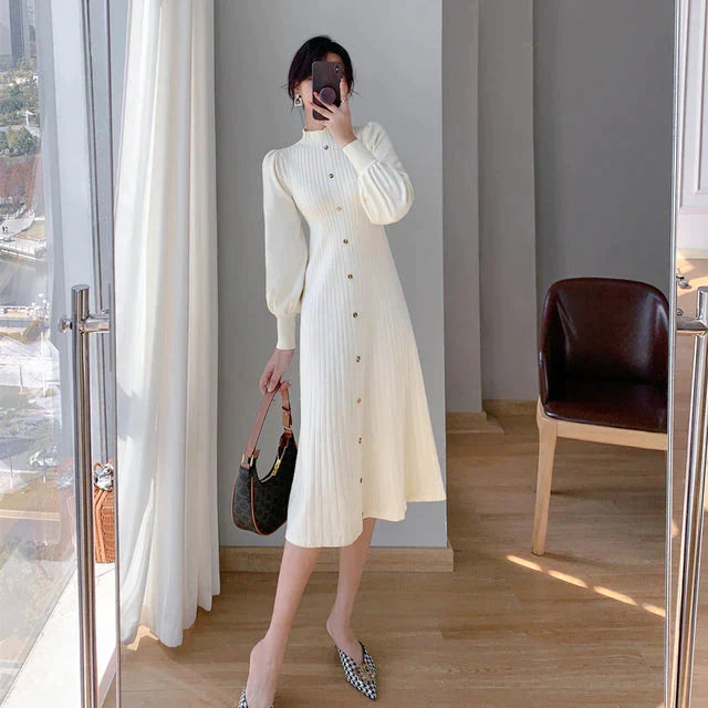 Beautifully Crafted Dress in a Classic Style