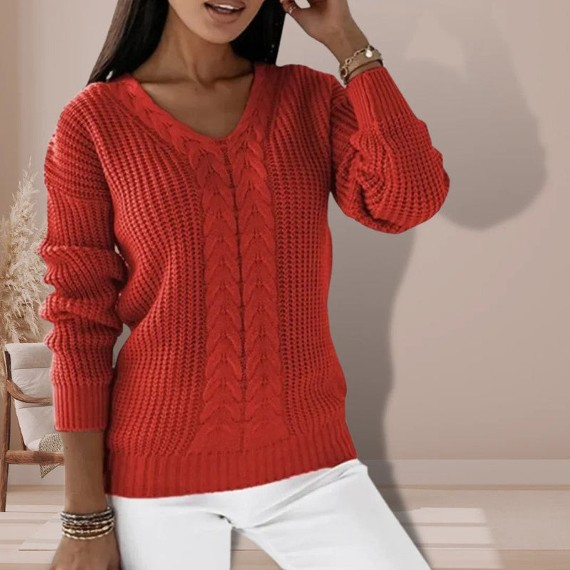 Well Tailored Sweater with a Graceful Silhouette