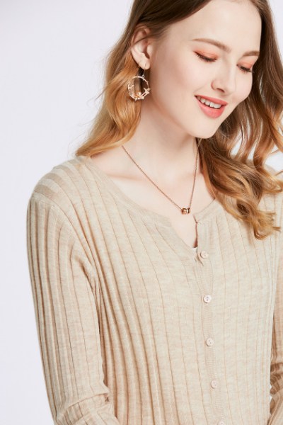Beautifully Crafted Cardigan in a Classic Style