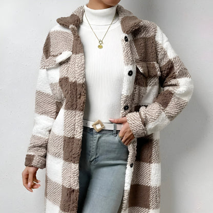 Gracefully Styled Coat for Any Occasion
