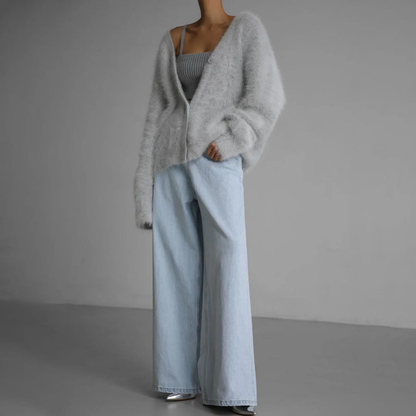Elegantly Styled Cardigan for Everyday Wear