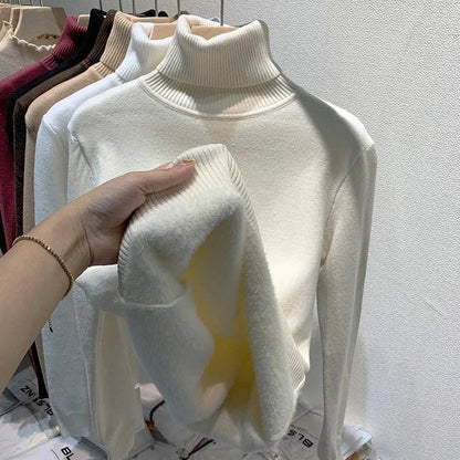 Classic Vintage Sweater with a Flattering Fit