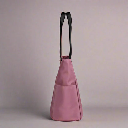 Sophisticated Bag with a Clean Classic Look