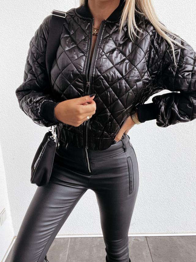Polished Jacket with an Effortless Classic Look
