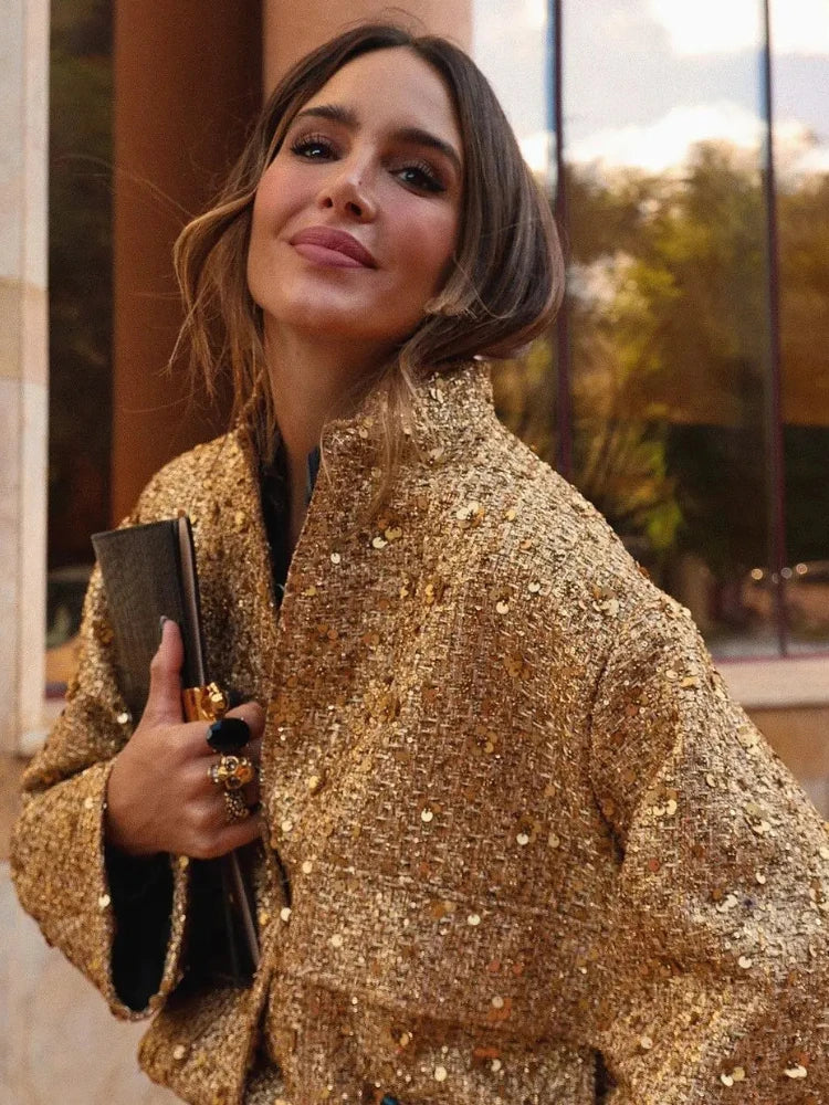 Classic Vintage Jacket with a Flattering Fit