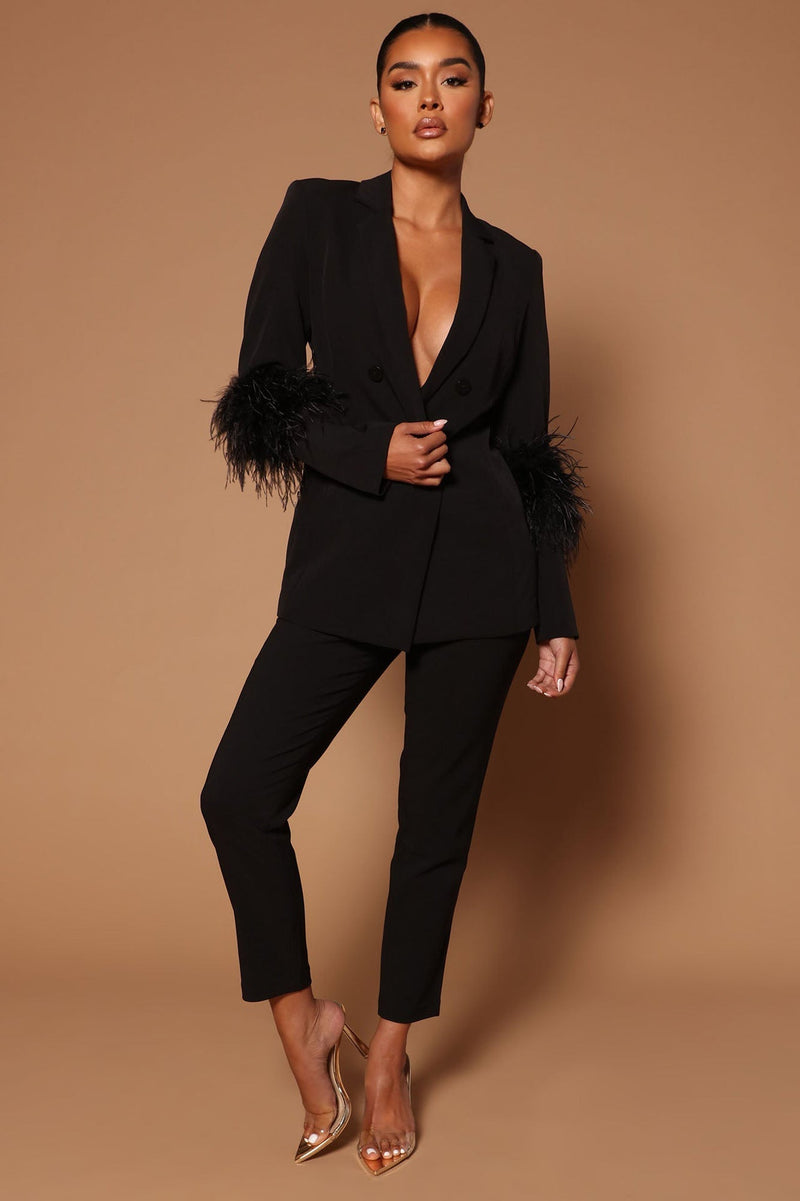 Classic Vintage Pants with a Flattering Fit