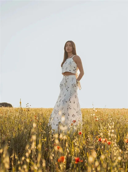 Classic Vintage & Enduringly Stylish Top