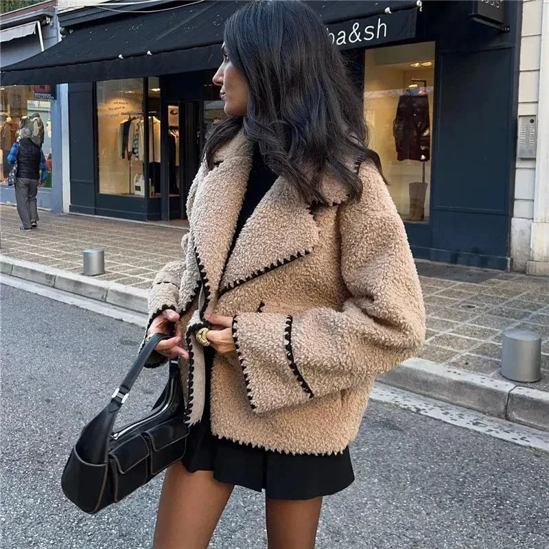 Polished Jacket with an Effortless Classic Look