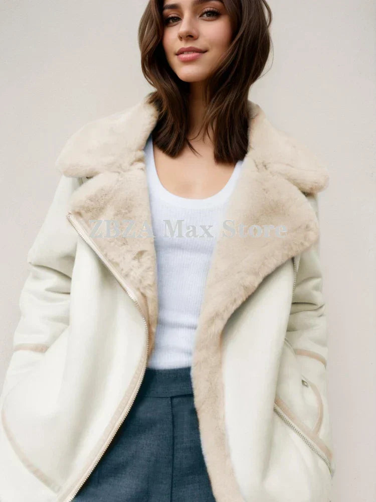 Sophisticated Jacket with a Clean Classic Look