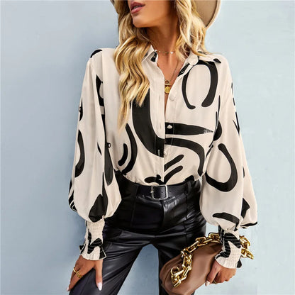 Beautifully Crafted Blouse in a Classic Style