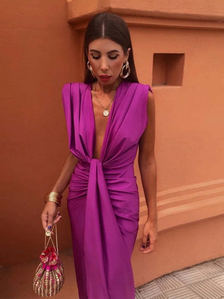 Gracefully Styled Dress for Any Occasion