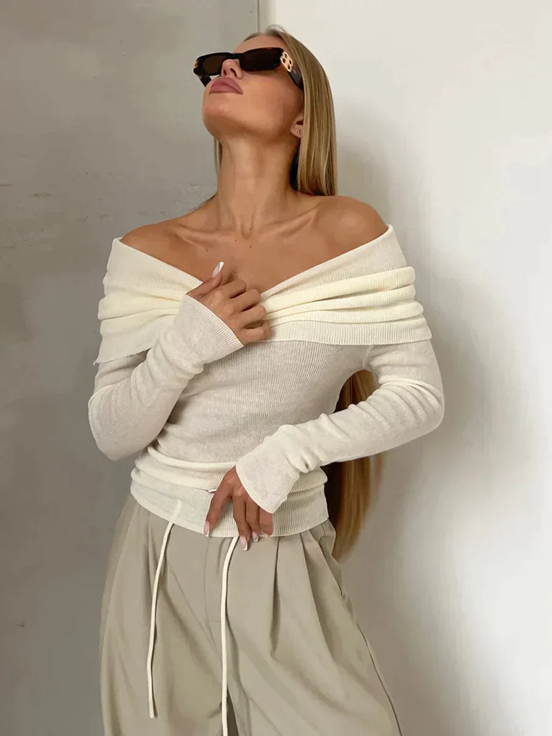 Classic Vintage Sweater with a Flattering Fit