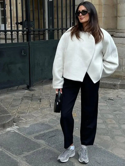 Well Tailored Jacket with a Graceful Silhouette