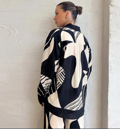 Gracefully Styled Garment for Any Occasion