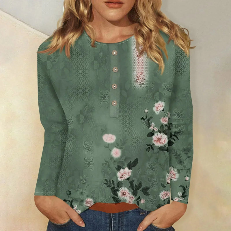 Well Tailored Top with a Graceful Silhouette