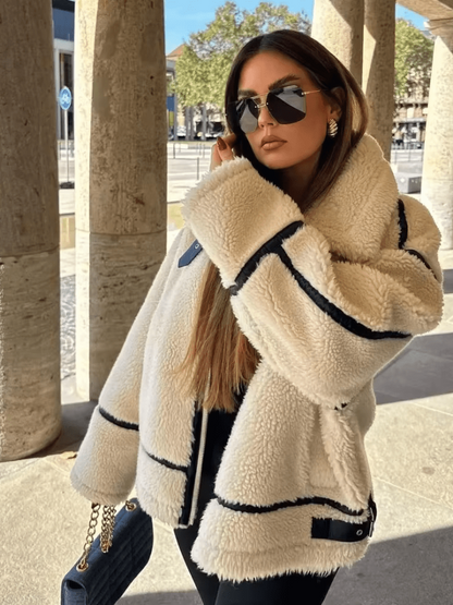 Polished Jacket with an Effortless Classic Look