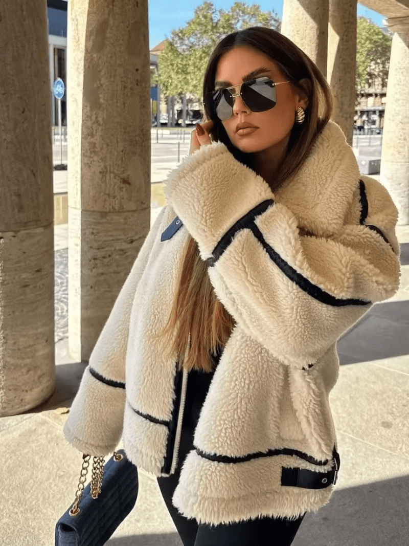 Polished Jacket with an Effortless Classic Look