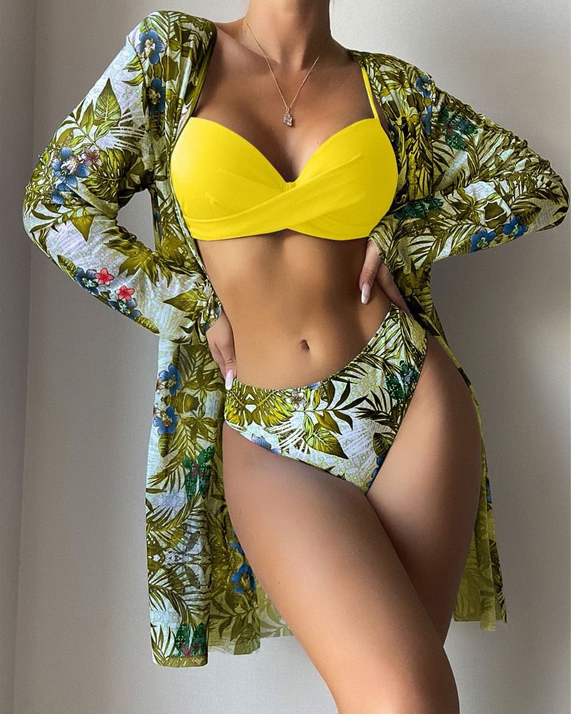 Gracefully Styled Garment for Any Occasion