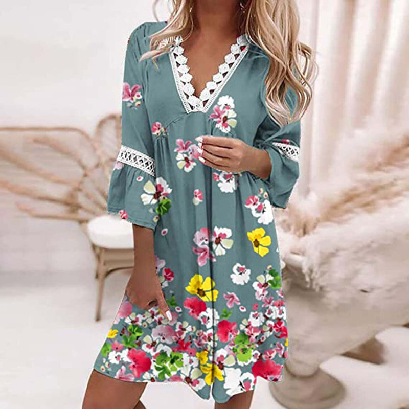 Classic Vintage & Enduringly Stylish Dress