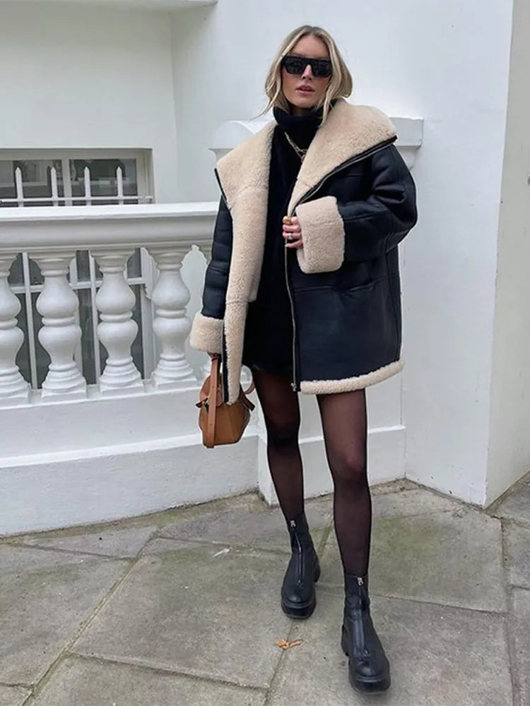 Elegantly Styled Jacket for Everyday Wear