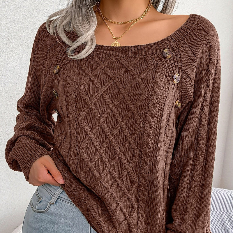 Well Tailored Sweater with a Graceful Silhouette