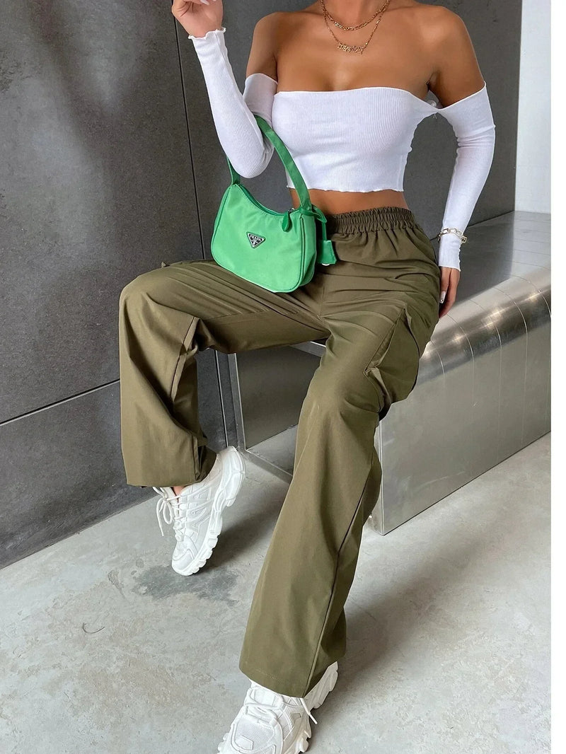 Well Tailored Bag with a Graceful Silhouette