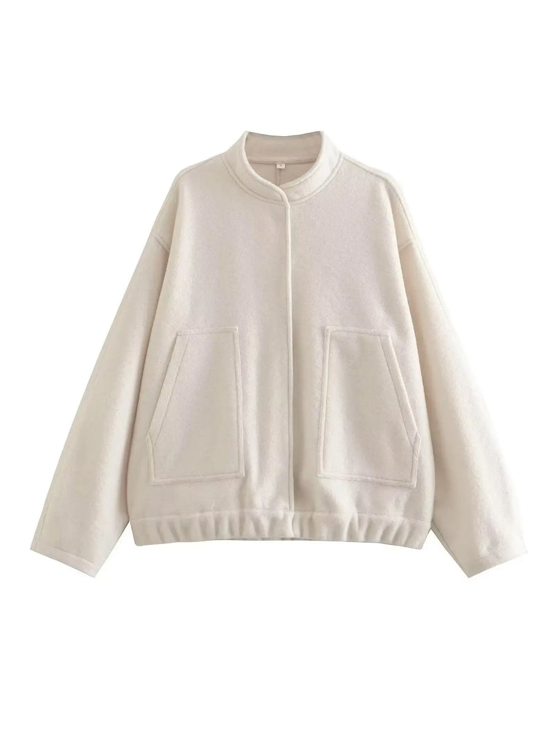 Well Tailored Jacket with a Graceful Silhouette