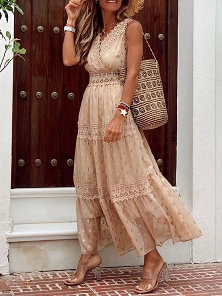 Classic Vintage & Enduringly Stylish Dress