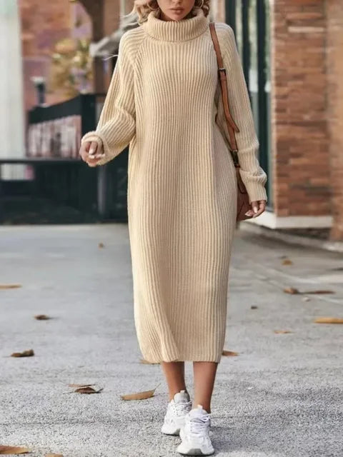 Well Tailored Sweater with a Graceful Silhouette